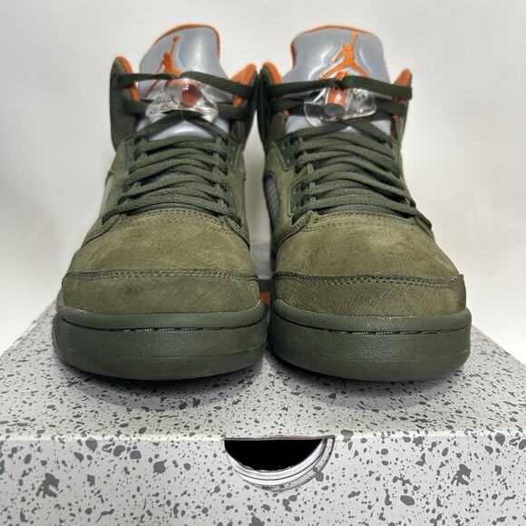 Nike Air Jordan 5 Retro SE “Olive” - Picture 8 of 10
